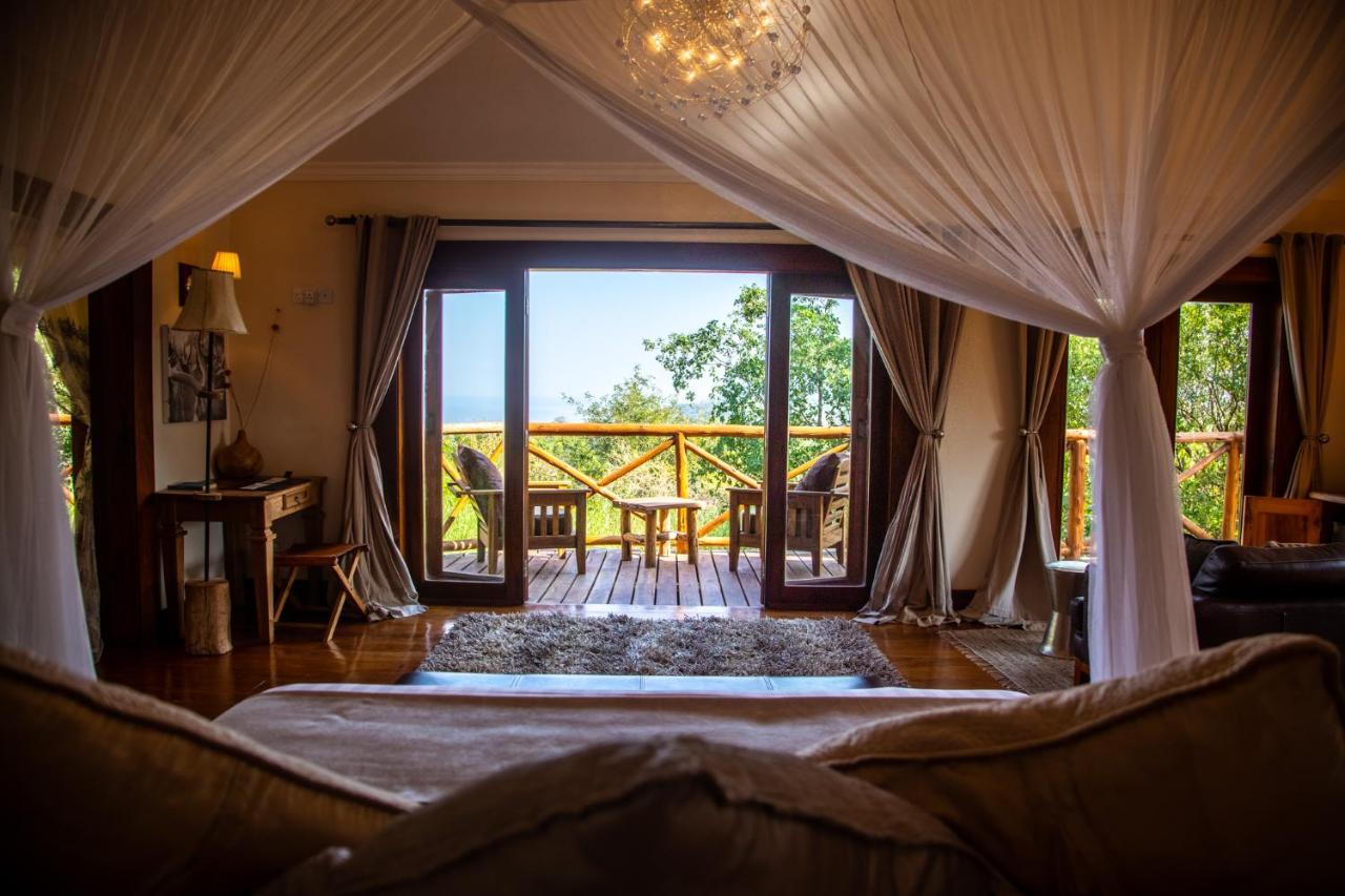 Escarpment Luxury Lodge Manyara Мто-ва-Мбу Екстер'єр фото