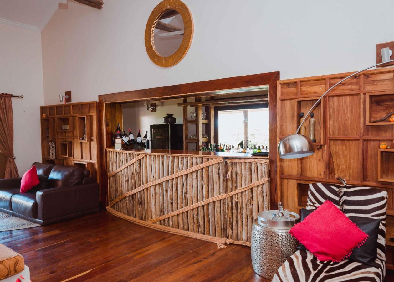 Escarpment Luxury Lodge Manyara Мто-ва-Мбу Екстер'єр фото