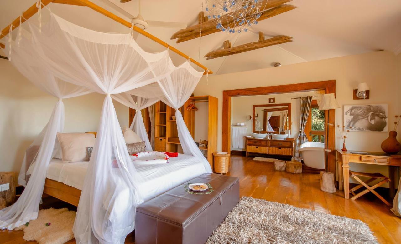 Escarpment Luxury Lodge Manyara Мто-ва-Мбу Екстер'єр фото