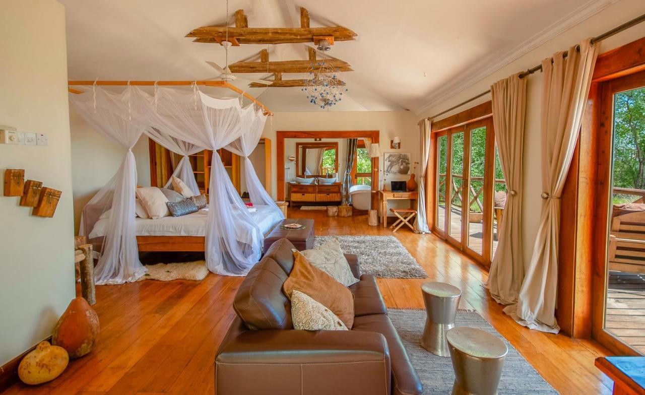 Escarpment Luxury Lodge Manyara Мто-ва-Мбу Екстер'єр фото