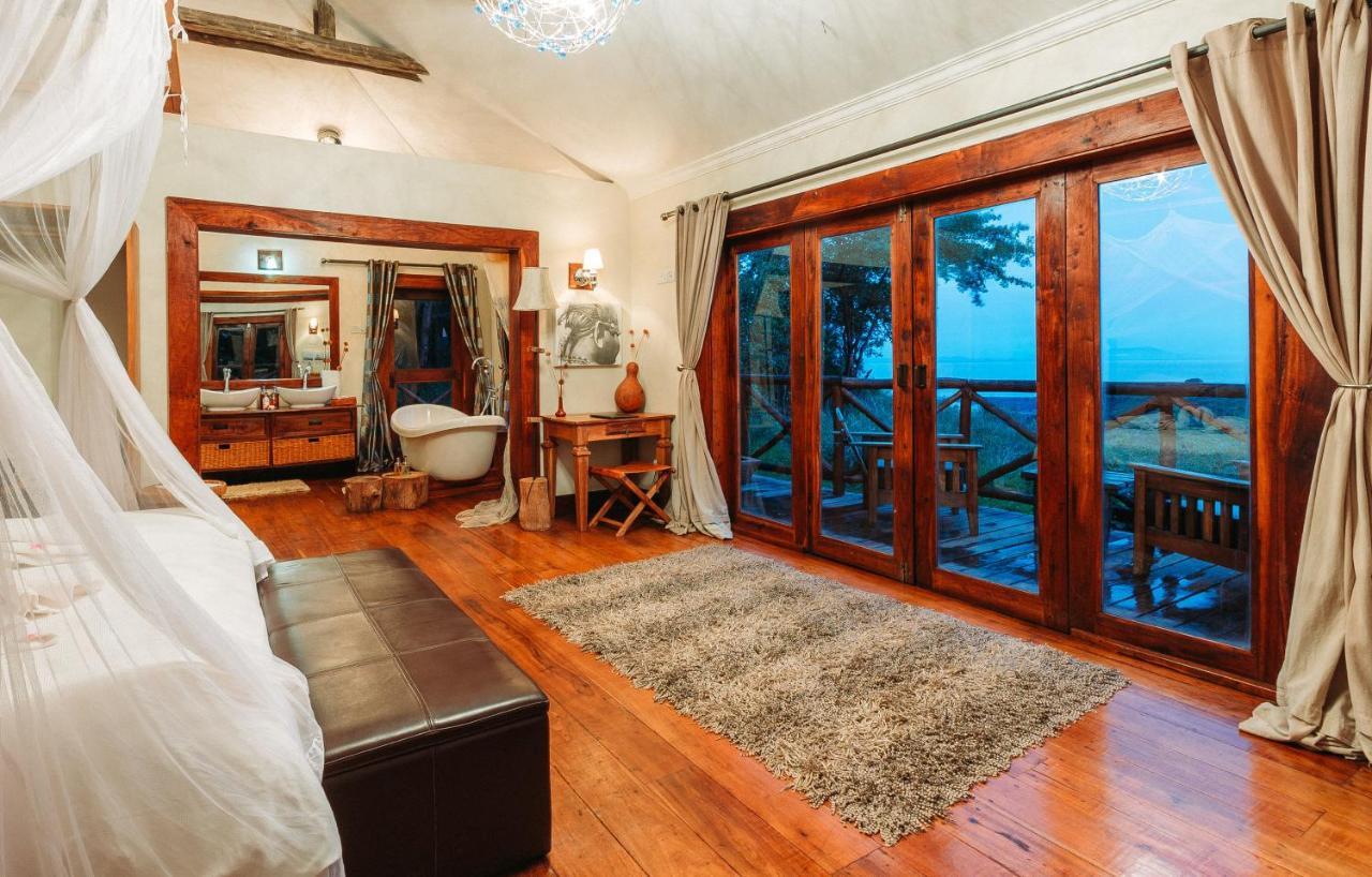 Escarpment Luxury Lodge Manyara Мто-ва-Мбу Екстер'єр фото